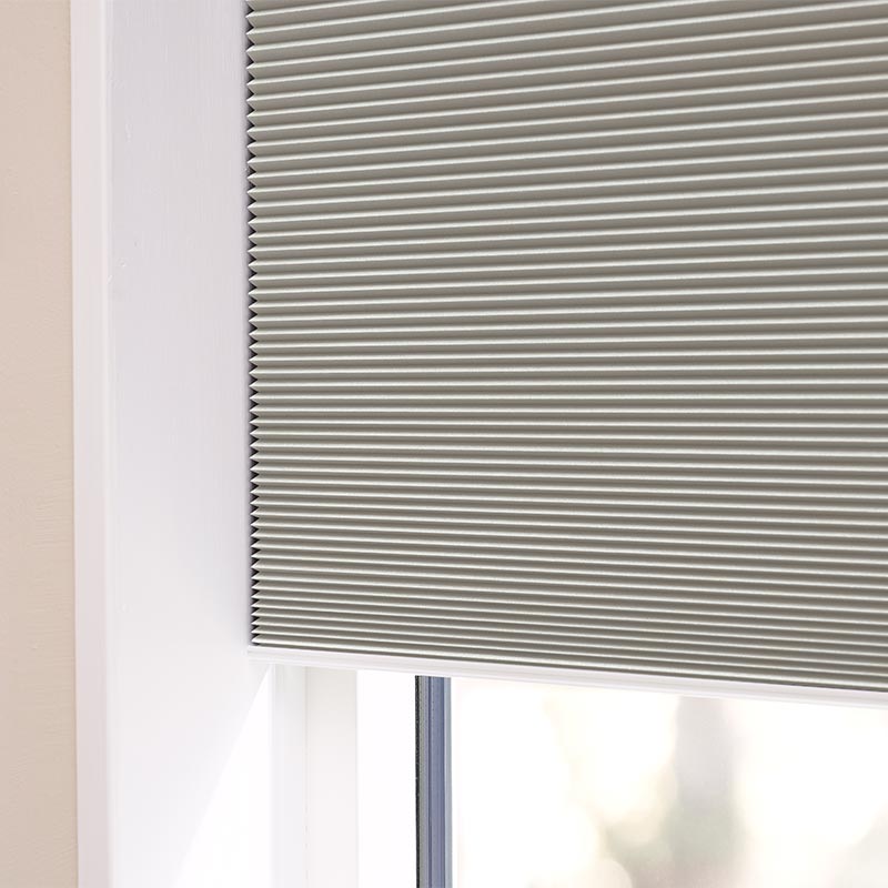 Plisségordijn easylift greep verduisterend Honingraat warm lichtgrijs