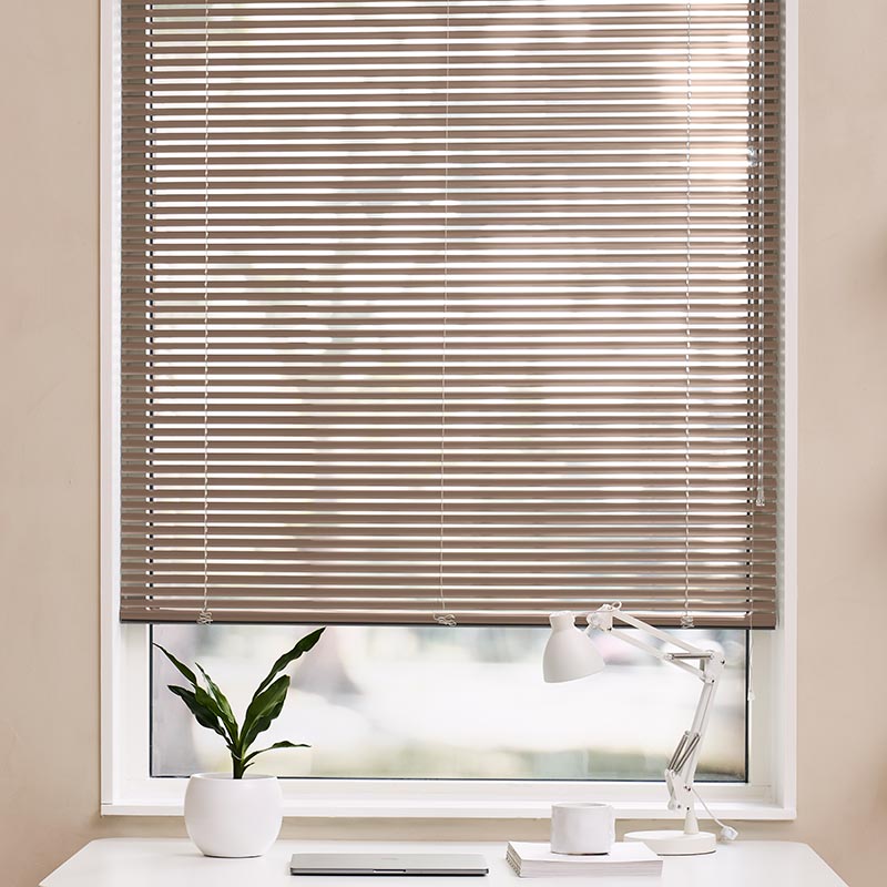 Aluminium jaloezieën 25mm Carmel