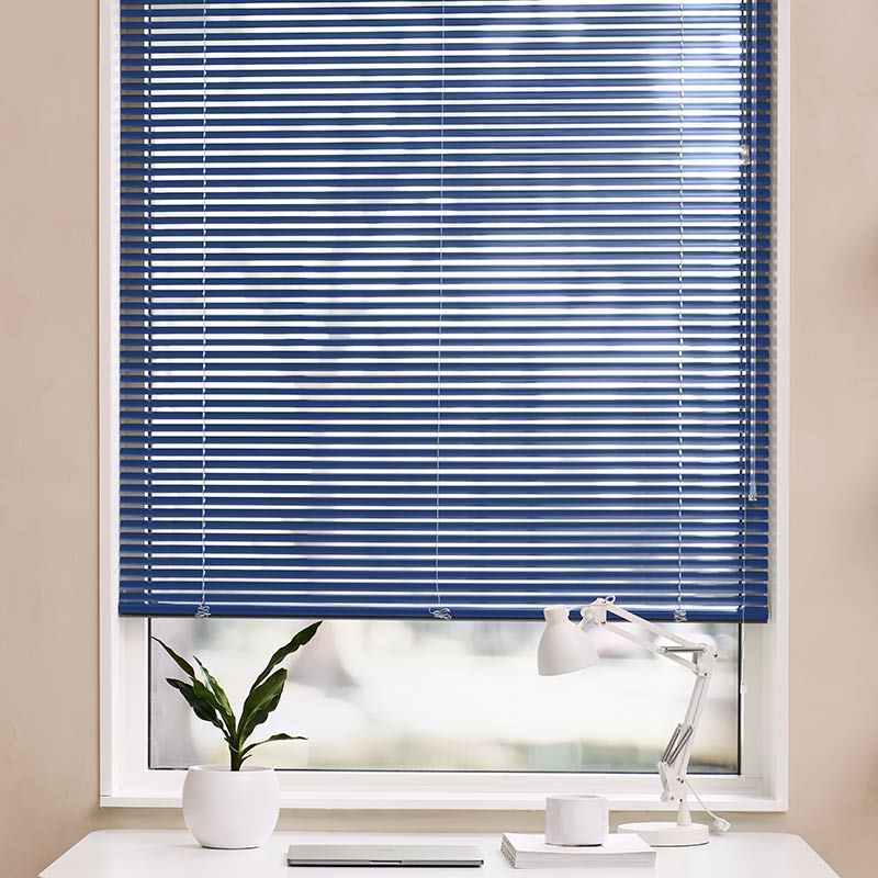 Aluminium jaloezieën 25mm Blauw