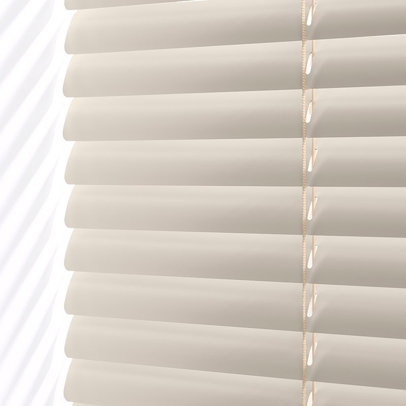 Aluminium jaloezieën 25mm Crème